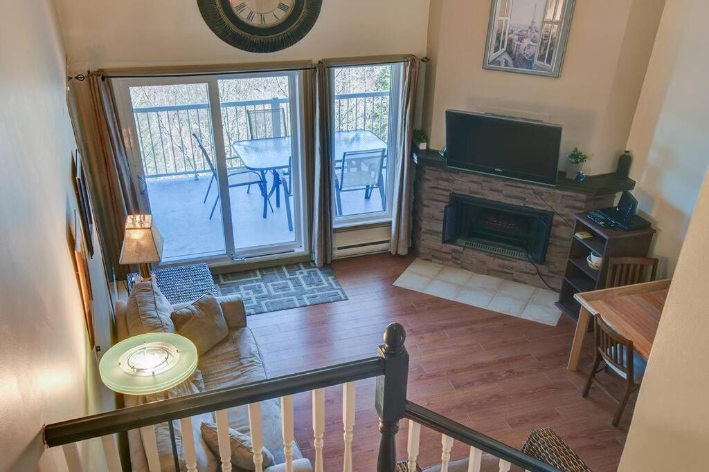 Charming Tremblant 1 Bedroom With Pool And Hot Tub Mont-Tremblant Eksteriør bilde