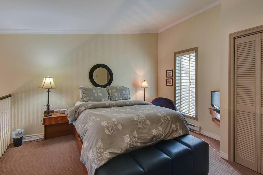 Charming Tremblant 1 Bedroom With Pool And Hot Tub Mont-Tremblant Eksteriør bilde