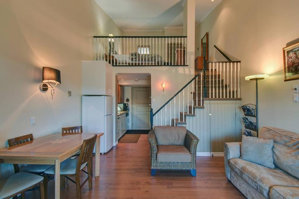Charming Tremblant 1 Bedroom With Pool And Hot Tub Mont-Tremblant Eksteriør bilde