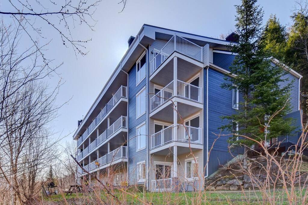 Charming Tremblant 1 Bedroom With Pool And Hot Tub Mont-Tremblant Eksteriør bilde